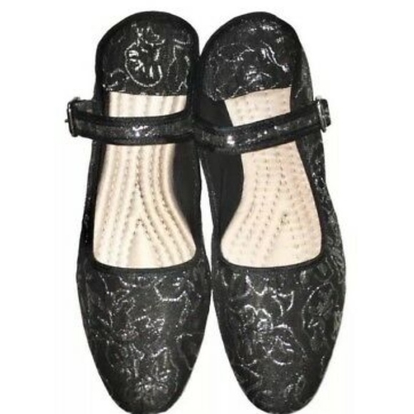 Evie Mary Jane Convertable Flats - Picture 2 of 3